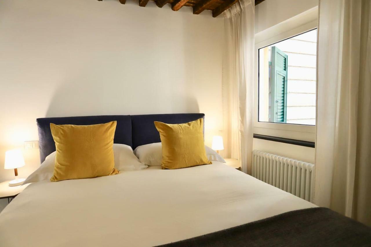 San Lorenzo Small Apartment Gênes Extérieur photo