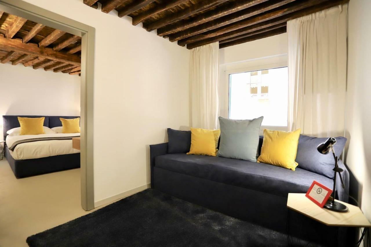 San Lorenzo Small Apartment Gênes Extérieur photo