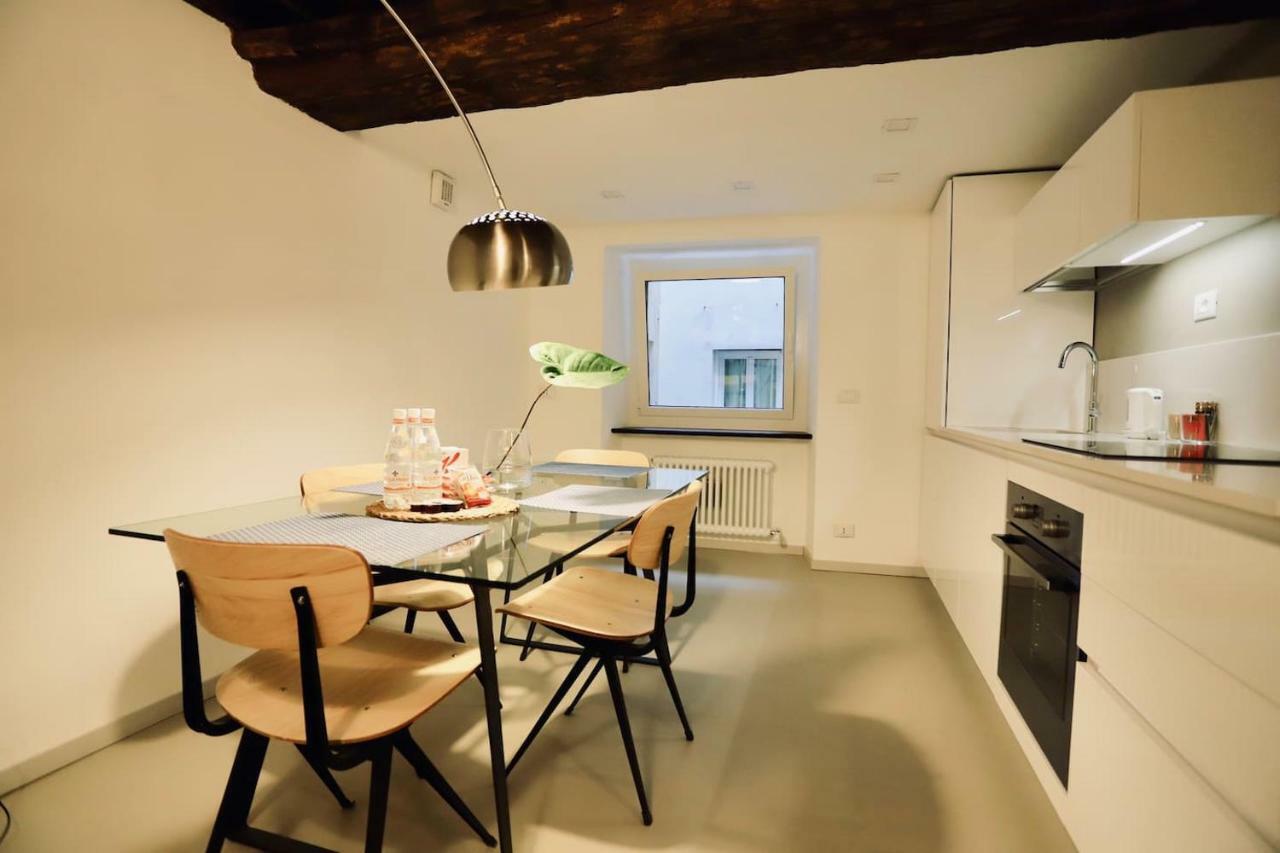 San Lorenzo Small Apartment Gênes Extérieur photo