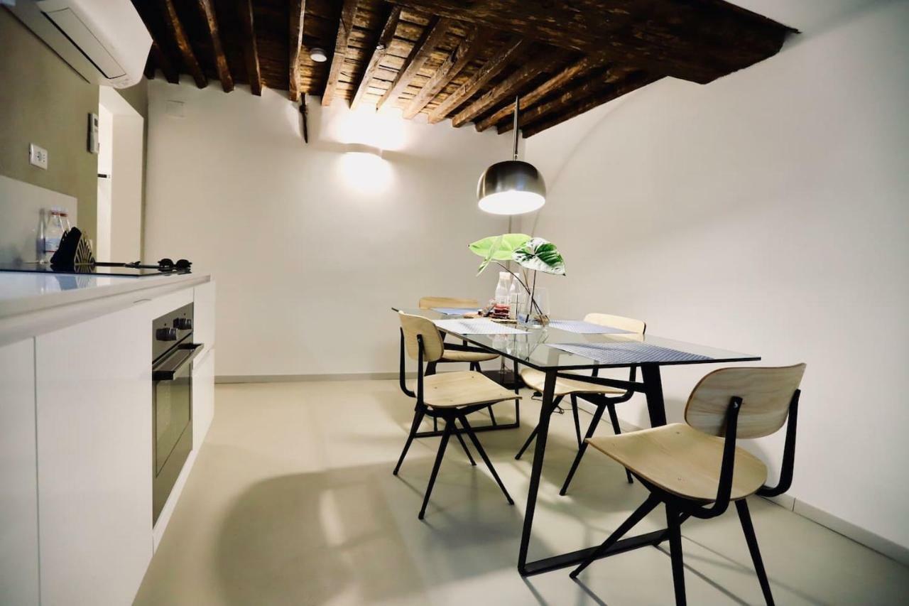 San Lorenzo Small Apartment Gênes Extérieur photo